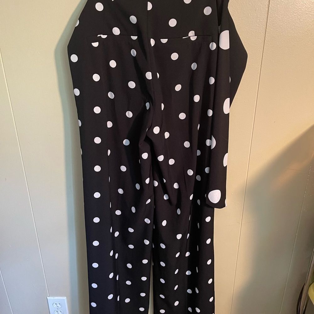 BLACK and white polka dot high rise slacks! Absolutely adorable!